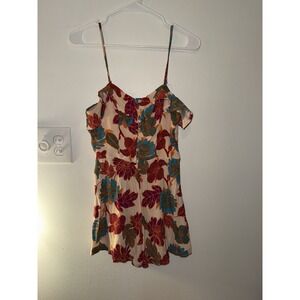 ✨Forever‎ 21 Floral Romper Women's Size S